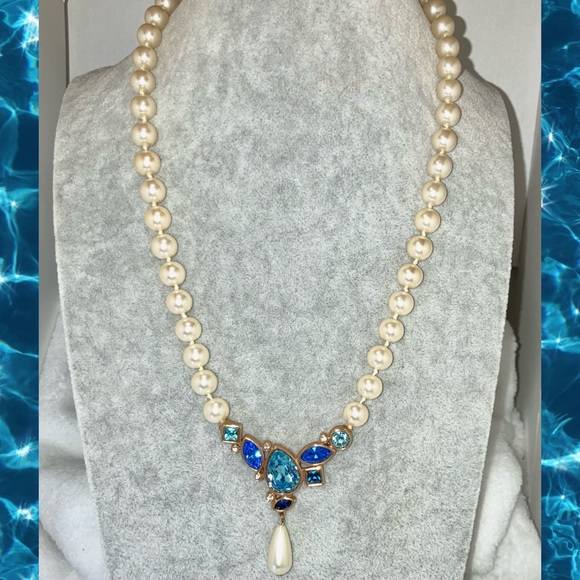 80s Swarovski Crystal Pearl BIB Statement Necklace - Picture 2 of 10